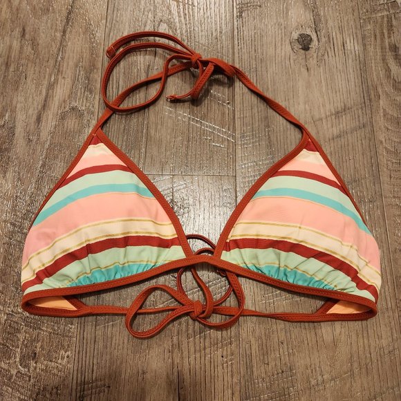 American Eagle Triangle Top - Picture 2 of 7